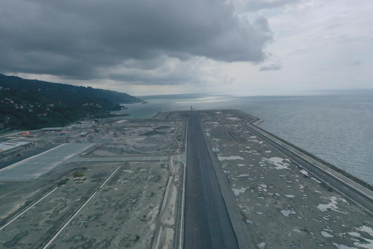 Rize-Artvin Havalimanı yıl sonunda hizmete açılacak